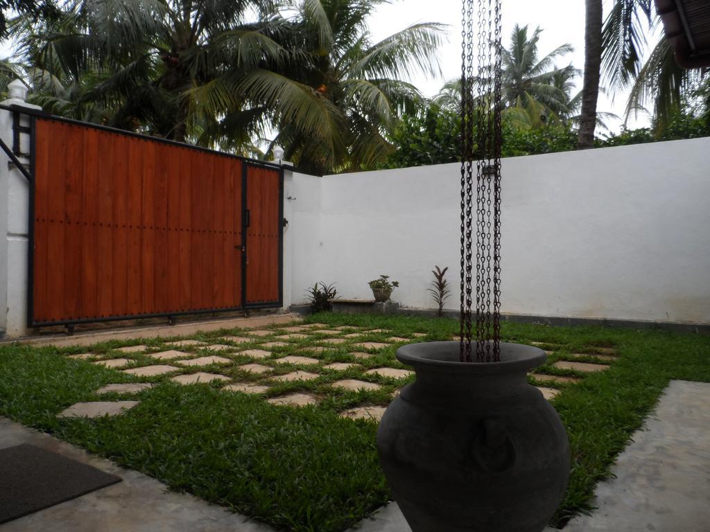 Summer Dew Villa Talpe Habitación foto